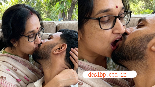 Telugu OYO Milf Illegal Affair Blowjob Dick Fuck Desi Sex Video Internet